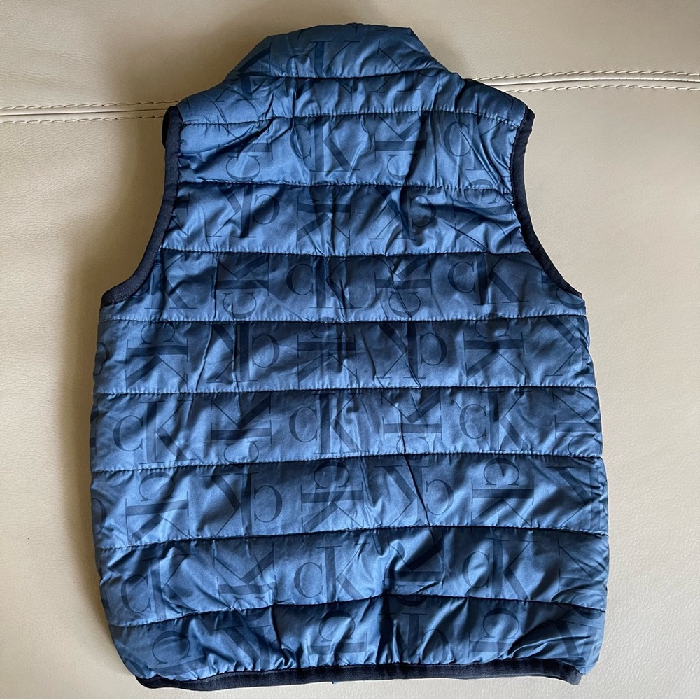 Calvin Klein Jeans Blue Kids Vest Size 4t - Picture 2 of 6